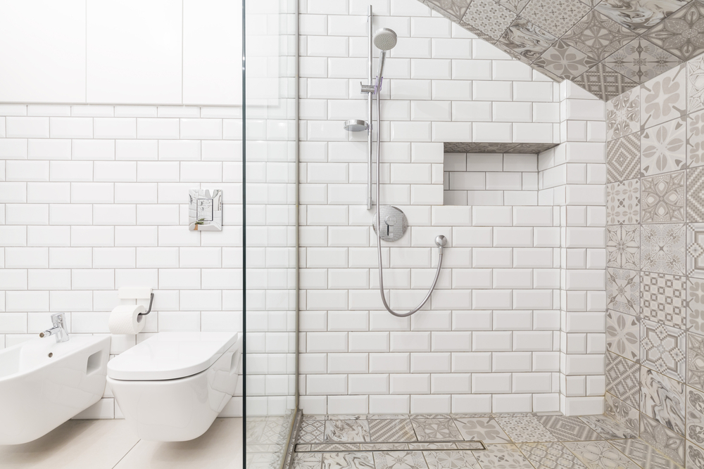 Lineární odtok – řešení pro moderní koupelnu